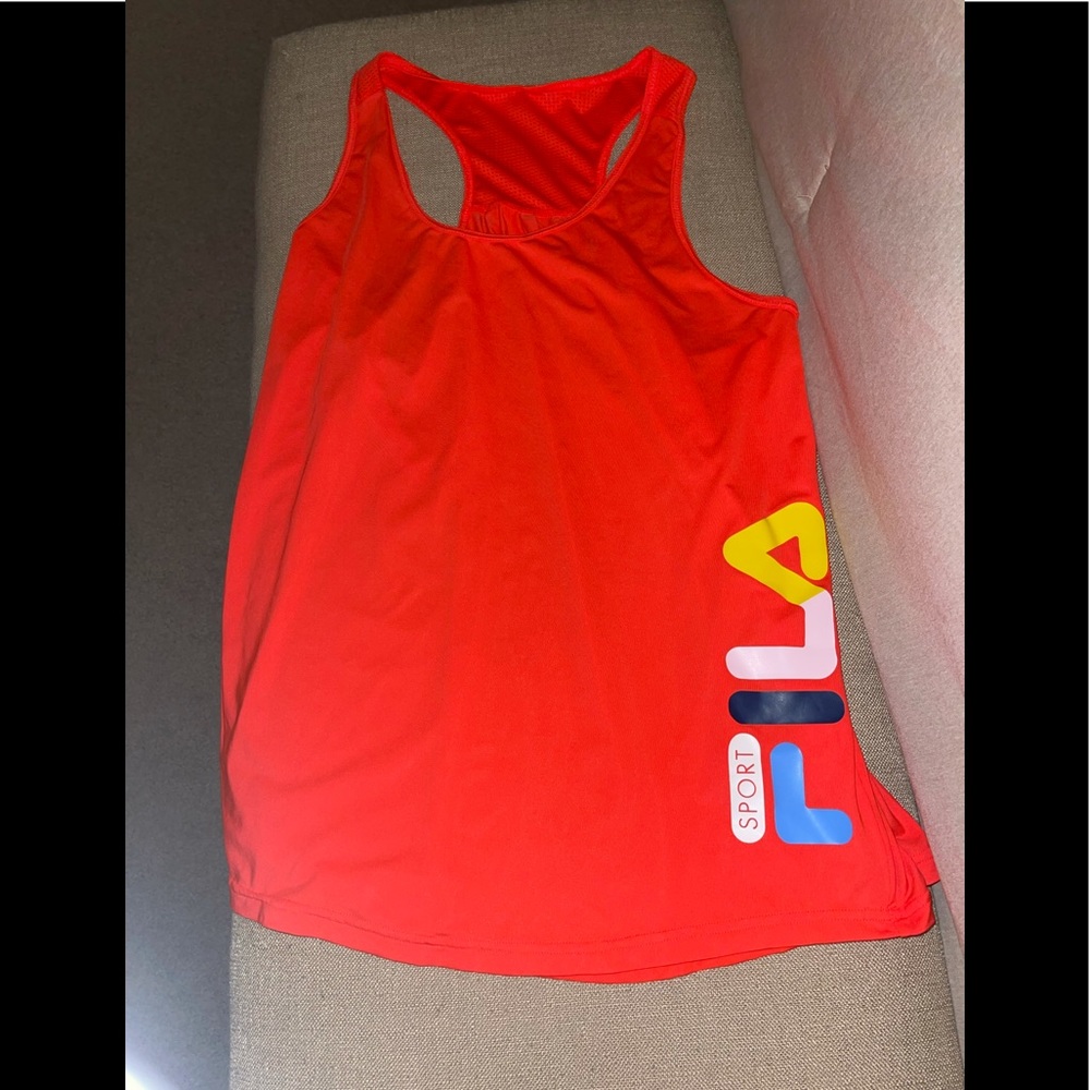 Woman’s FILA Tank ( only worn a couple times )